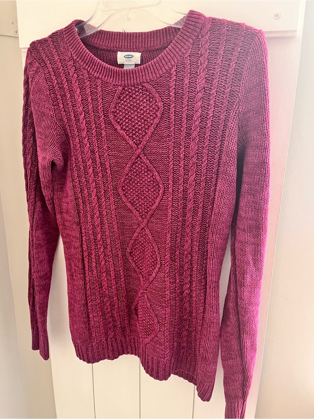 Old Navy Women's Cable Knit Crewneck Sweater - Magenta